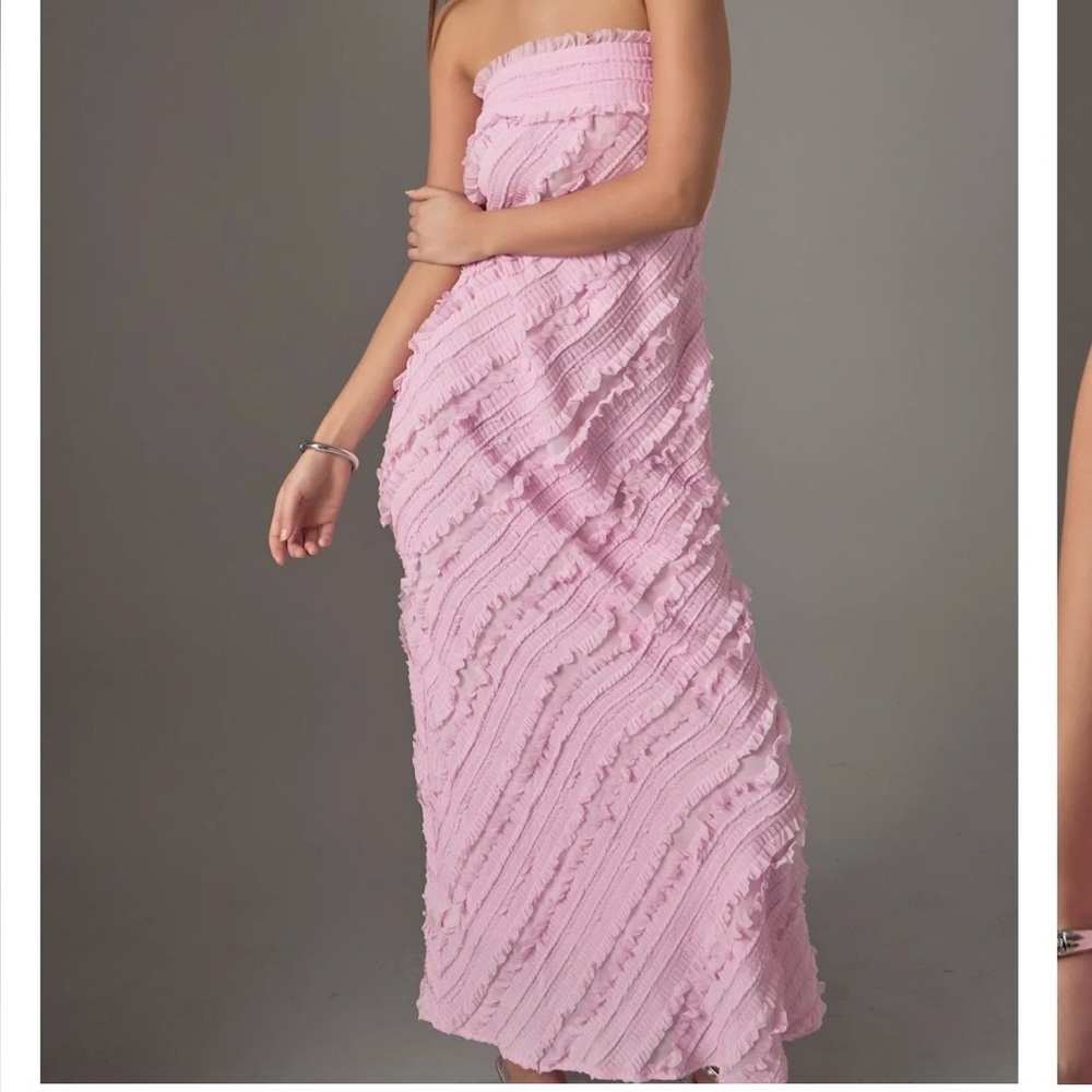 Endless Rose Strapless Ruffled Maxi Dress
BRAND NEW with tags 
Size XL